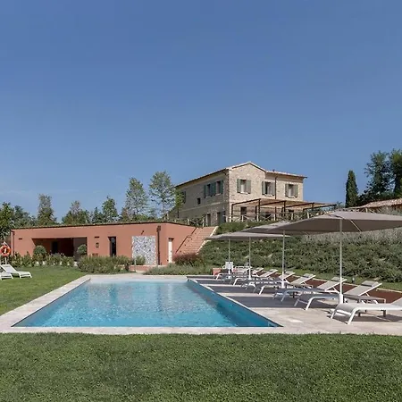 Relais Corbaia 12&1, Emma Villa Cesena