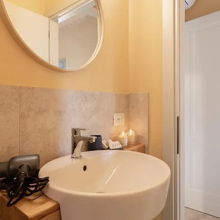 Relais Corbaia 12&1, Emma Villa *
