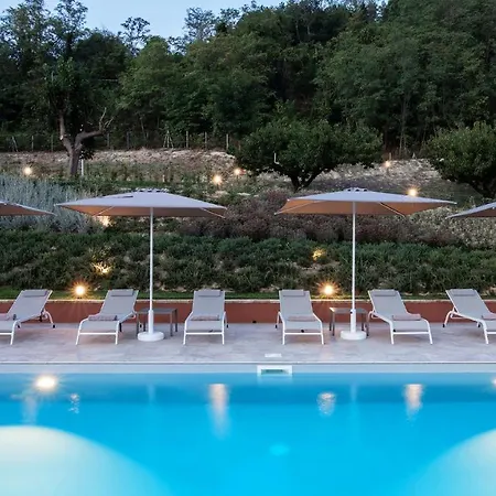 Relais Corbaia 12&1, Emma Cesena